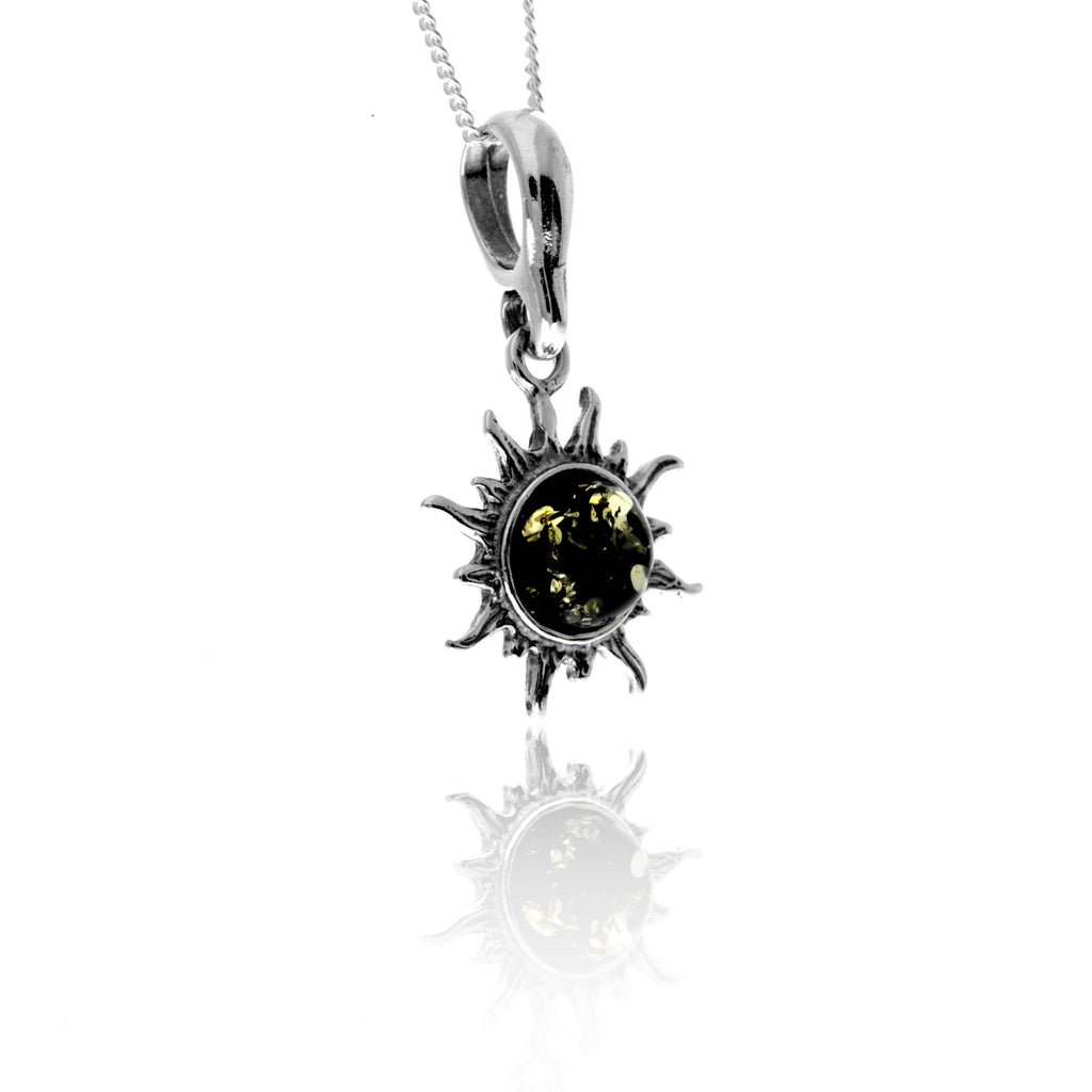 925 Sterling Silver & Genuine Baltic Amber Small Sun / Star Pendant / 784: Green