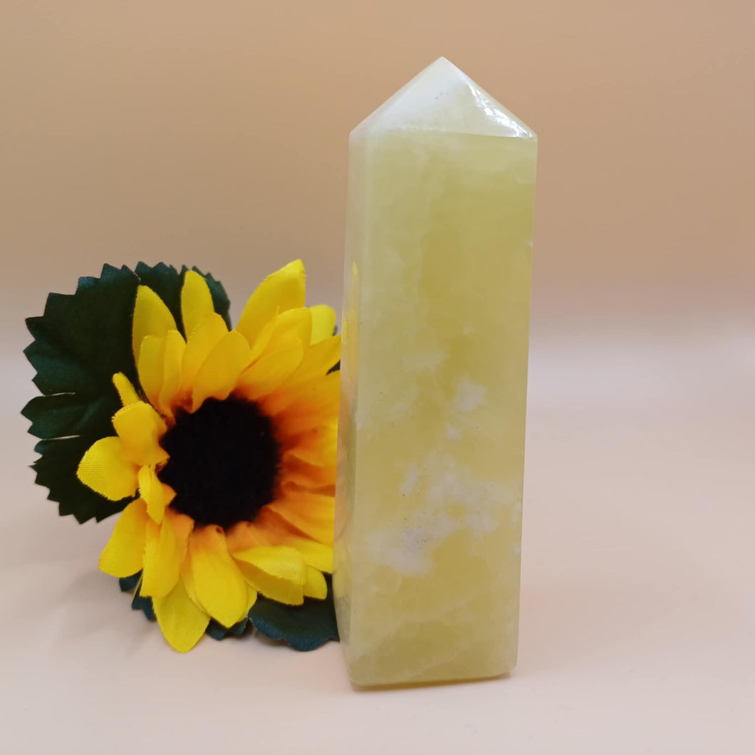 Lemon Calcite Tower