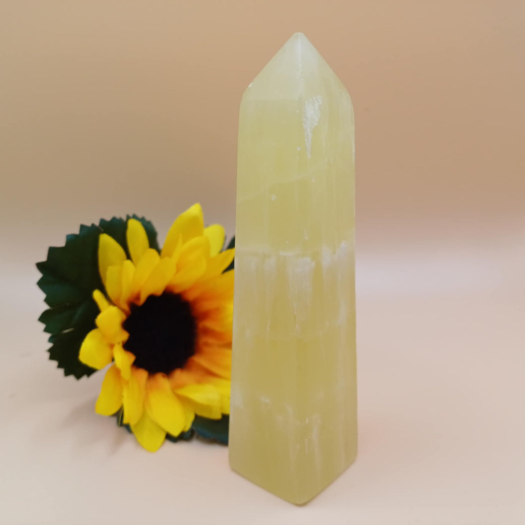 Lemon Calcite Tower