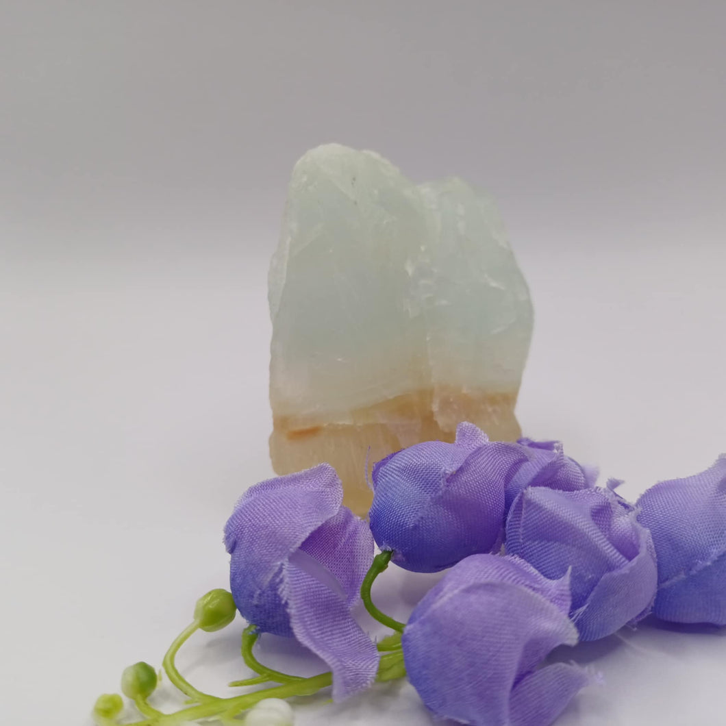 Pistachio Calcite