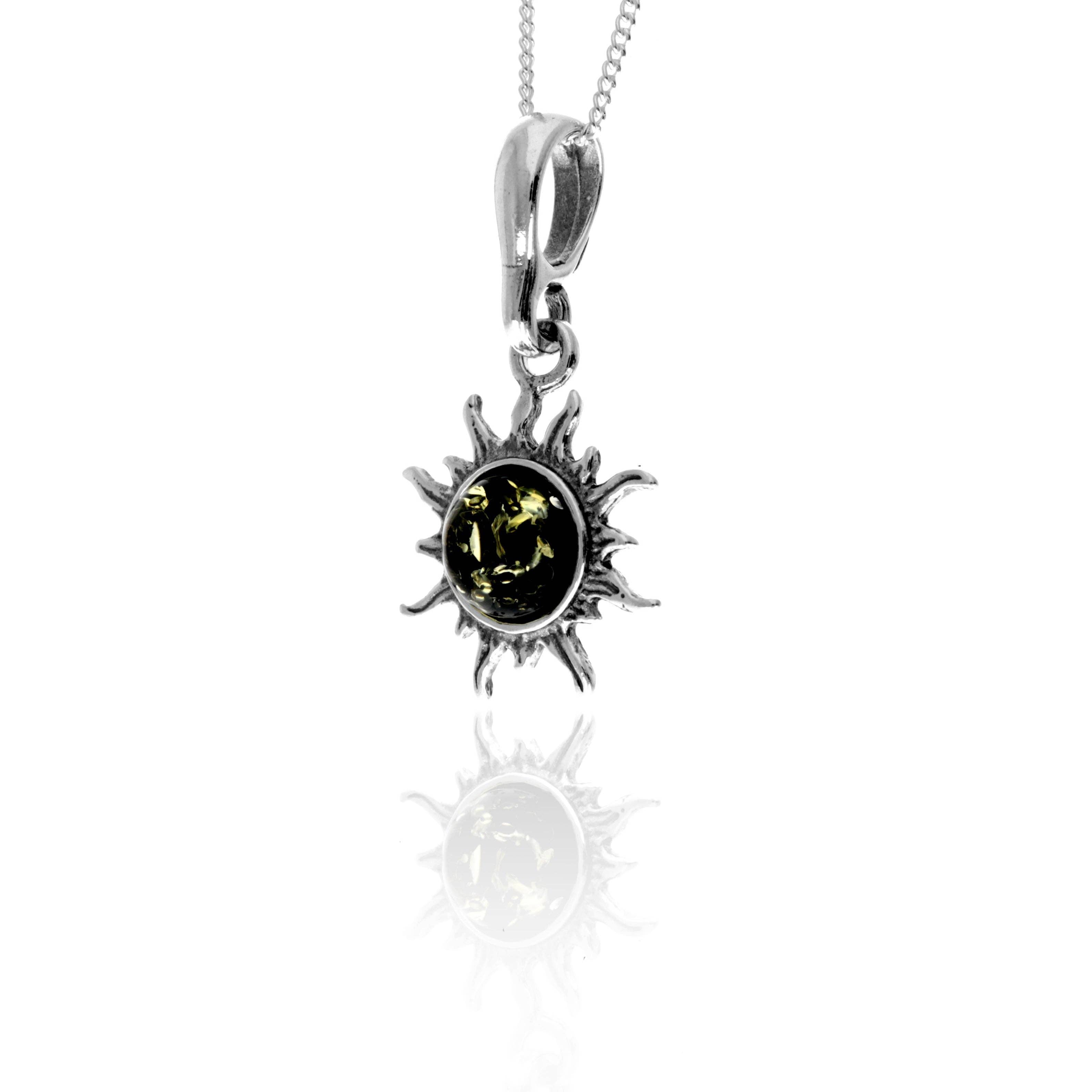 925 Sterling Silver & Genuine Baltic Amber Small Sun / Star Pendant / 784: Green
